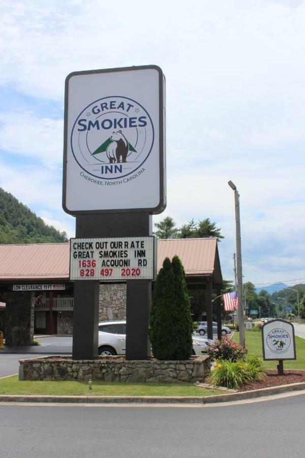 Great Smokies Inn - Cherokee Exterior foto