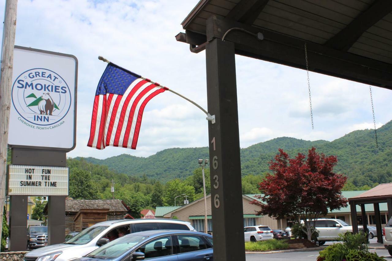 Great Smokies Inn - Cherokee Exterior foto