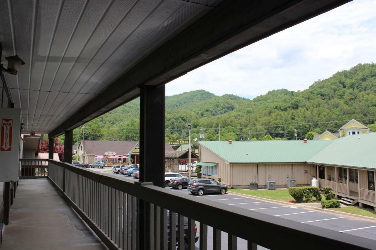 Great Smokies Inn - Cherokee Exterior foto